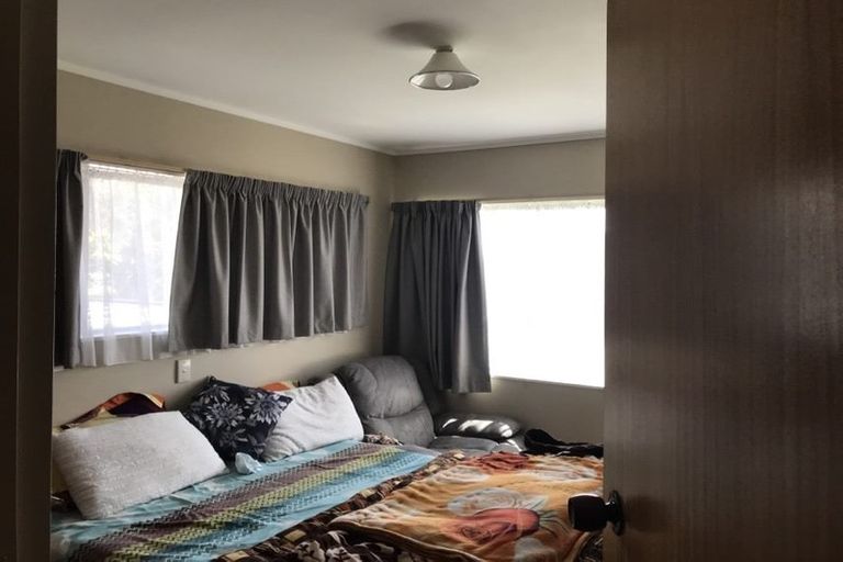 Photo of property in 114a Edinburgh Street, Pukekohe, 2120