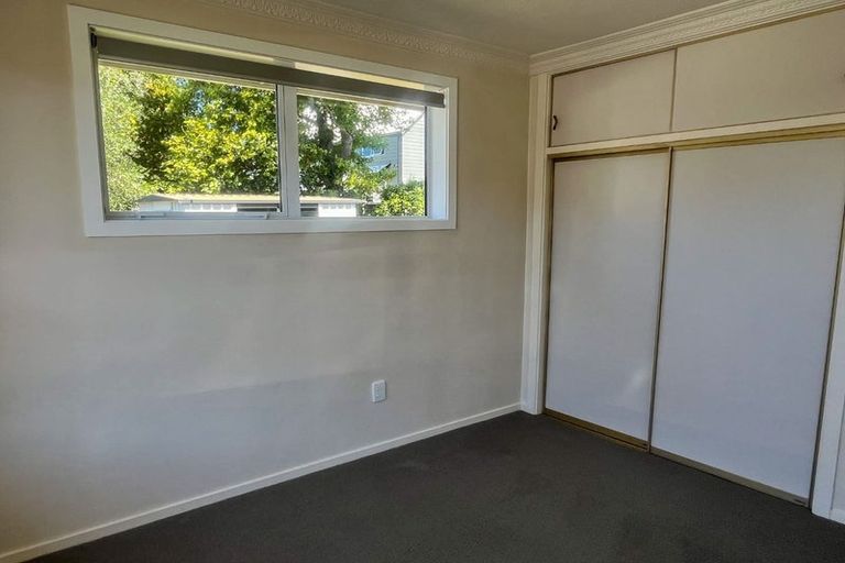 Photo of property in 2/186 Blighs Road, Strowan, Christchurch, 8052