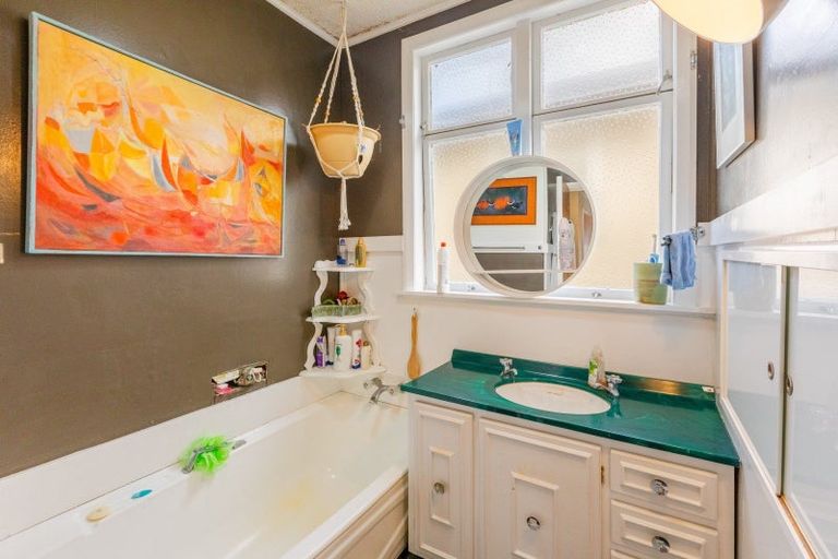 Photo of property in 44a Latham Street, Napier South, Napier, 4110