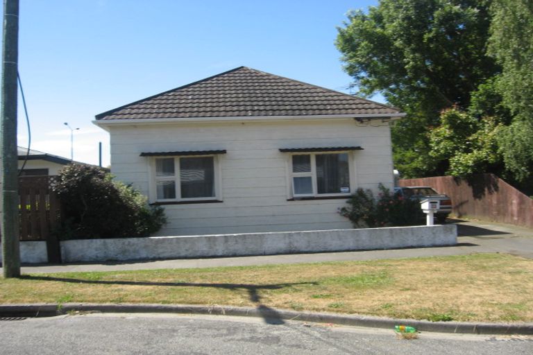 Photo of property in 19 Hutcheson Street, Sydenham, Christchurch, 8023