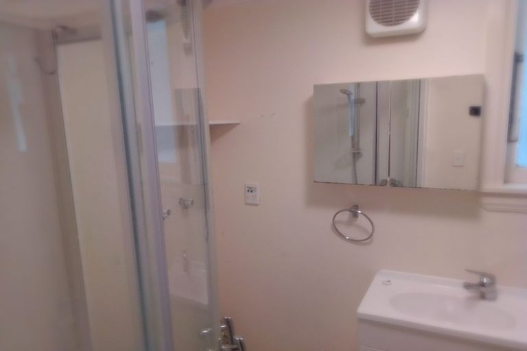 Photo of property in 2 Caprera Street, Melrose, Wellington, 6023