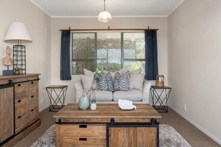 Photo of property in 87 Harbour View Road, Omokoroa, 3114