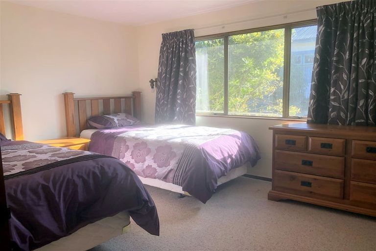 Photo of property in 29 Ruataniwha Street, Waipawa, 4210