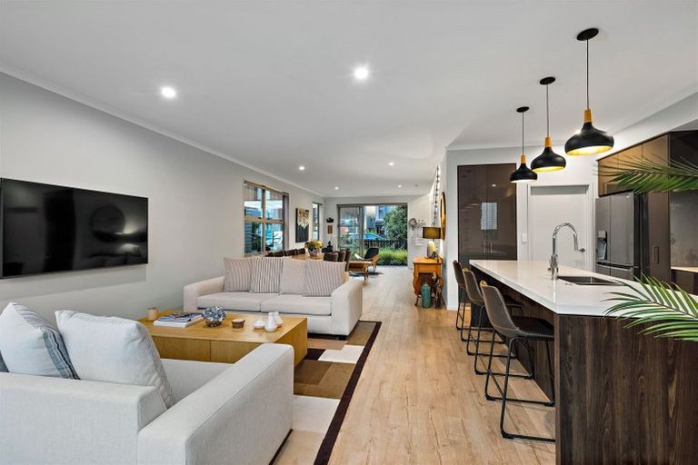 Photo of property in 19 Spotted Dove Road, Hobsonville, Auckland, 0616