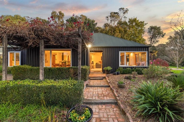 Photo of property in 207 Cossars Road, Tai Tapu, Christchurch, 7672