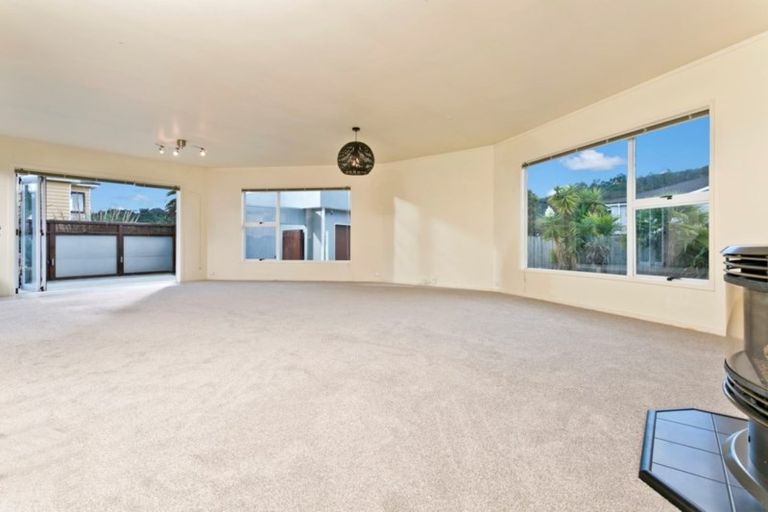 Photo of property in 14a The Avenue, Albany, Auckland, 0632