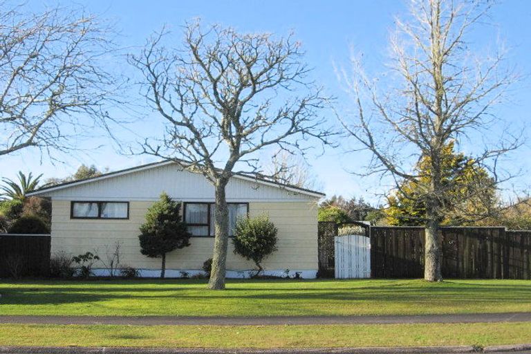 Photo of property in 1 Sharpley Place, Chartwell, Hamilton, 3210