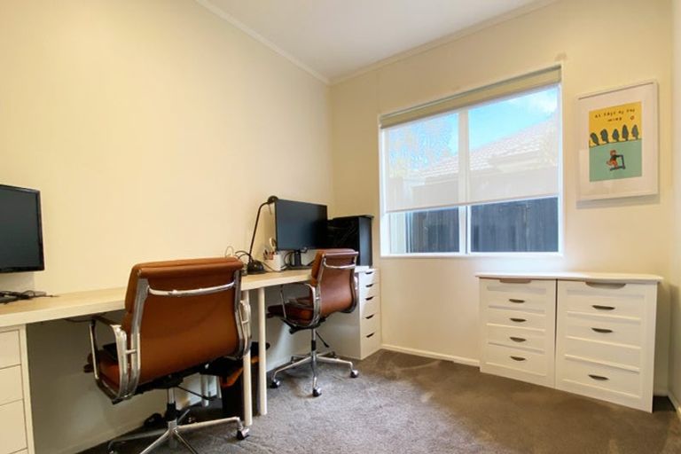 Photo of property in 7 Campile Close, East Tamaki, Auckland, 2016