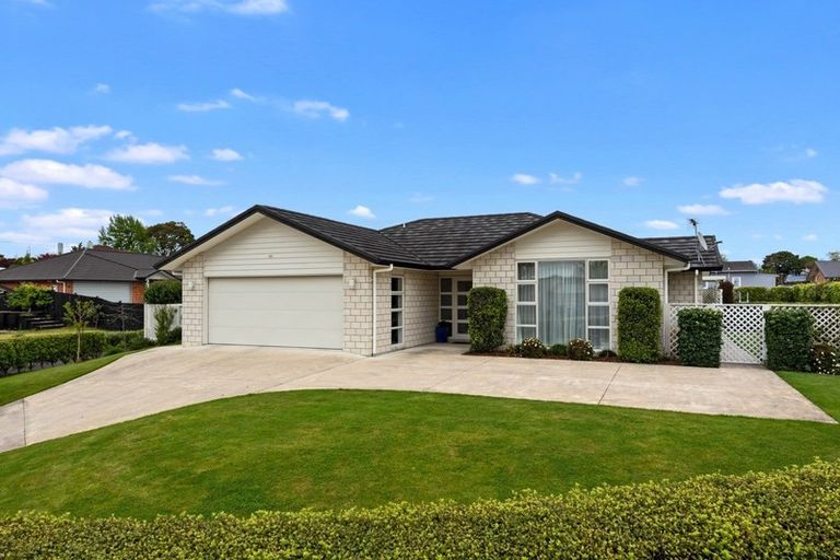 Photo of property in 11 Allendale Place, Morrinsville, 3300
