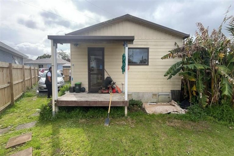 Photo of property in 10 Carey Place, Otara, Auckland, 2023