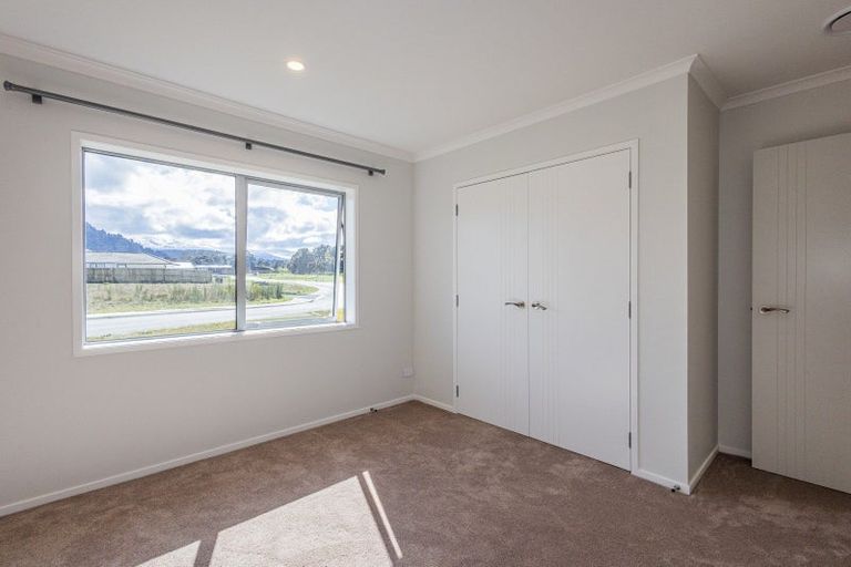 Photo of property in 28 Kowhai Crescent, Ohakune, 4625
