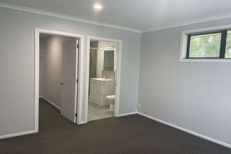 Photo of property in 24 Caltra Place, East Tamaki, Auckland, 2016