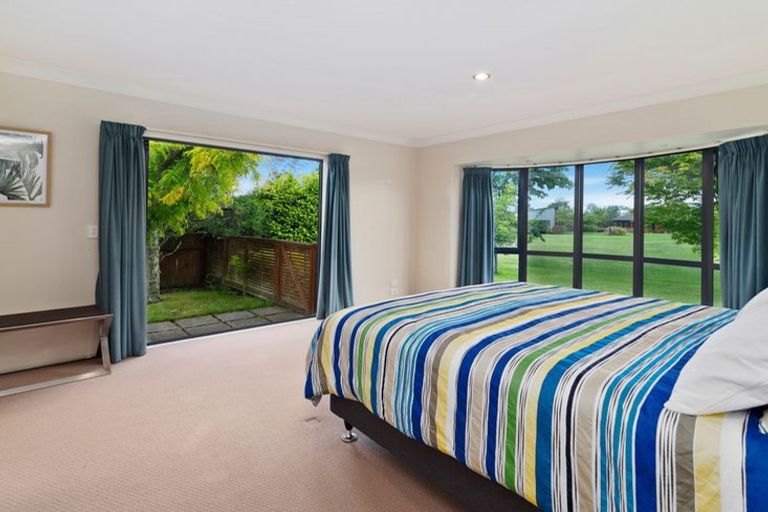 Photo of property in 28 Holden Avenue, Holdens Bay, Rotorua, 3010