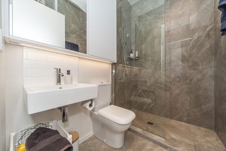 Photo of property in 104/11 Jean Caldwell Way, Island Bay, 6023