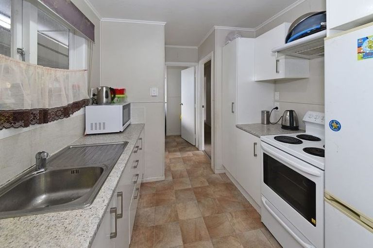 Photo of property in 32 Tyrone Street, Otara, Auckland, 2023