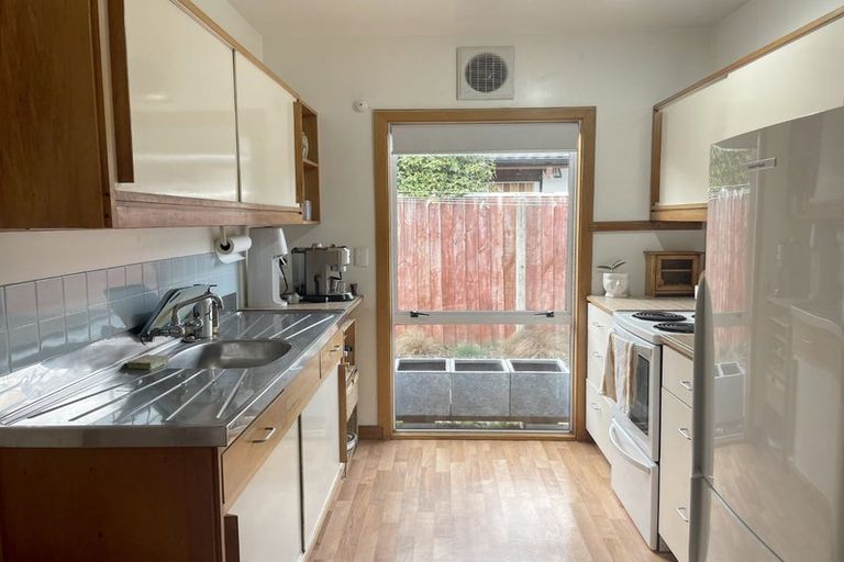 Photo of property in 5 Raekura Place, Redcliffs, Christchurch, 8081