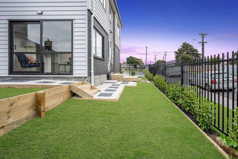 Photo of property in 17b Mccullough Avenue, Papatoetoe, Auckland, 2025