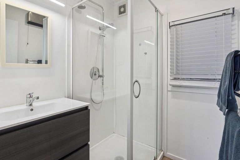 Photo of property in 62 Spencer Road, Lake Tarawera, Rotorua, 3076