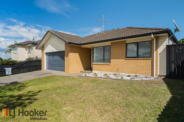 Photo of property in 4 Senator Drive, Manurewa, Auckland, 2105