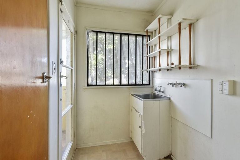 Photo of property in 5 Eden Street, Mangere East, Auckland, 2024