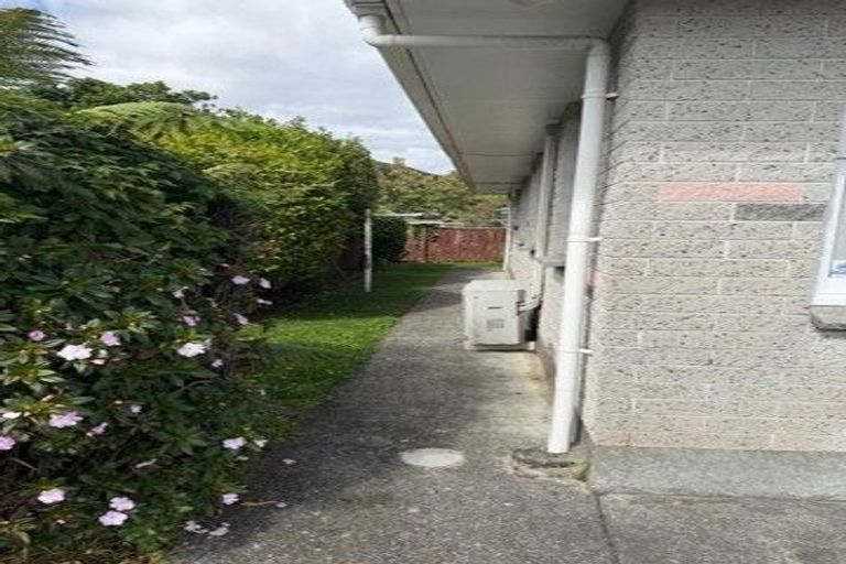 Photo of property in 28a Saint Ronans Avenue, Waterloo, Lower Hutt, 5011