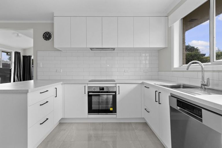 Photo of property in 112 Arnold Street, Leamington, Cambridge, 3432