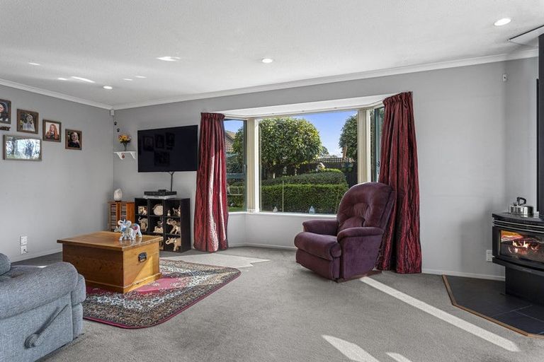 Photo of property in 16 Matthews Street, Kaiapoi, 7630