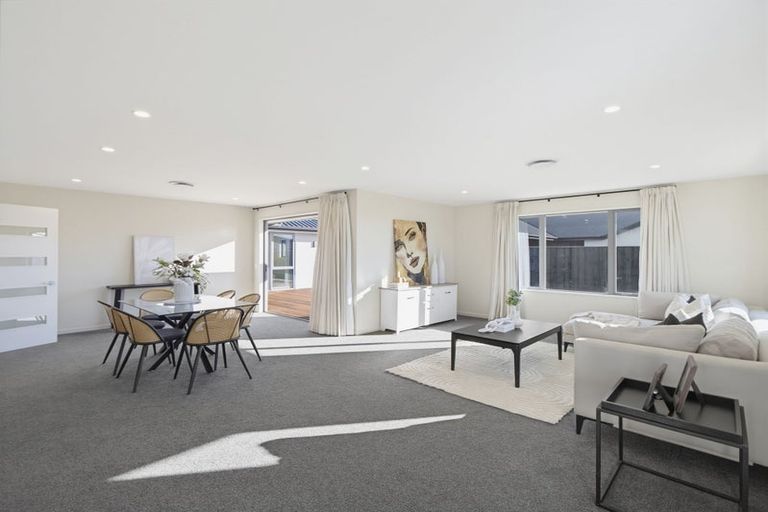 Photo of property in 175 Townsend Road, Rangiora, 7400