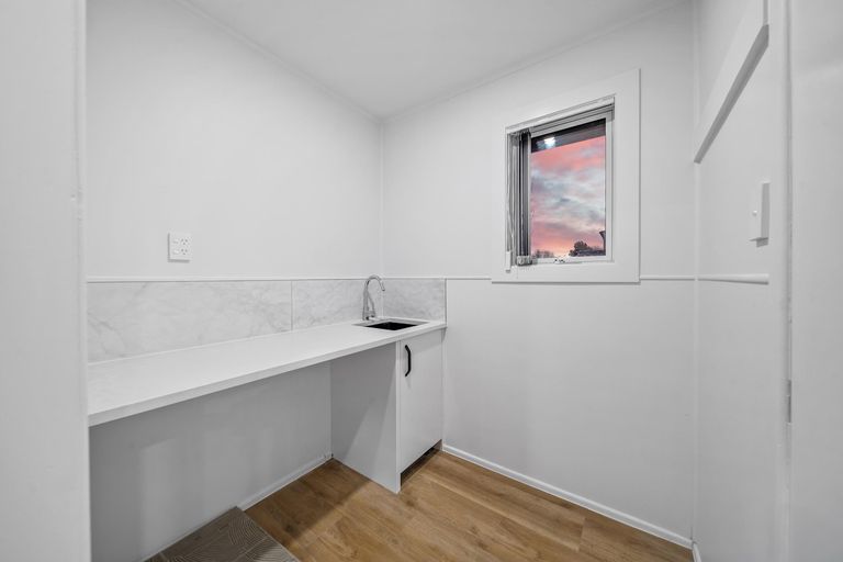 Photo of property in 67 Smiths Avenue, Papakura, 2110