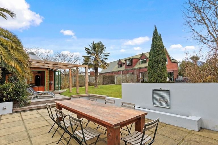 Photo of property in 16 Waitikiri Drive, Parklands, Christchurch, 8083