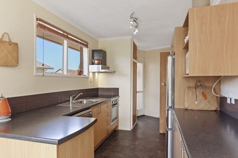 Photo of property in 6 Birdling Place, Halswell, Christchurch, 8025