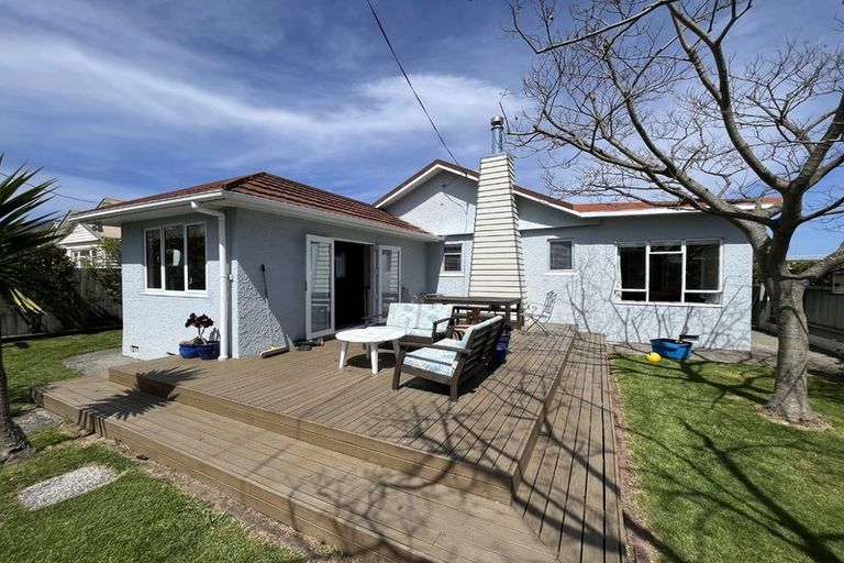 Photo of property in 93 Parkers Road, Tahunanui, Nelson, 7011