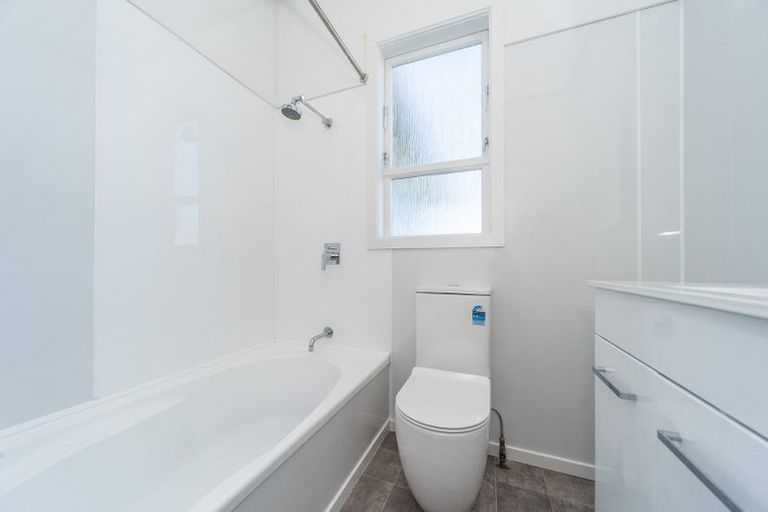 Photo of property in 43 Rotherham Terrace, Miramar, Wellington, 6022