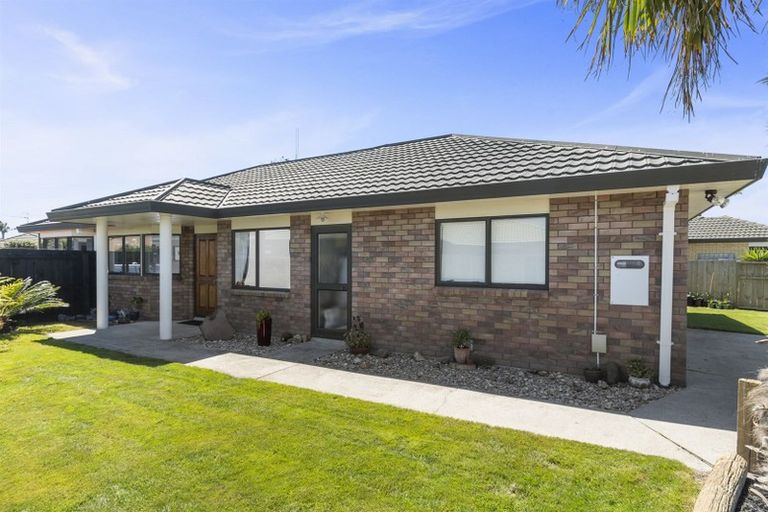 Photo of property in 10 Ocean Crest, Papamoa Beach, Papamoa, 3118