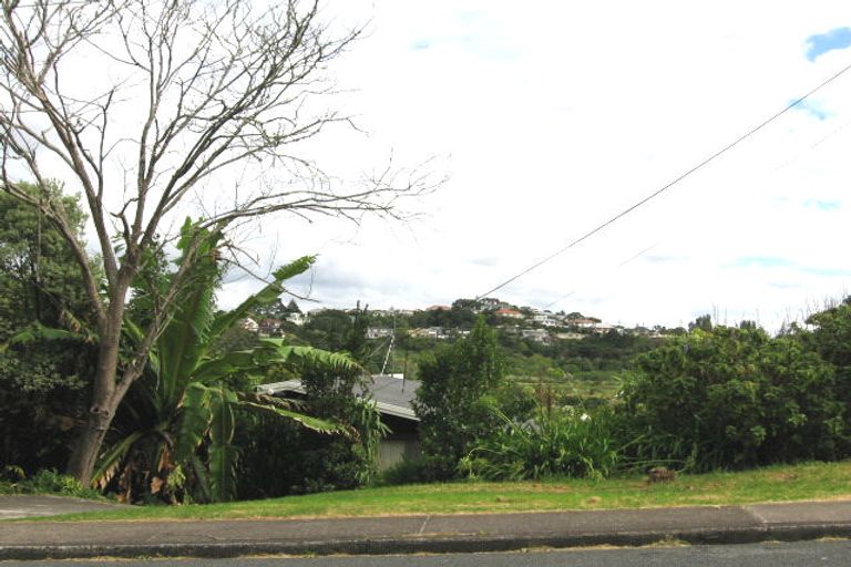 Photo of property in 28 Sylvan Avenue, Northcote, Auckland, 0627