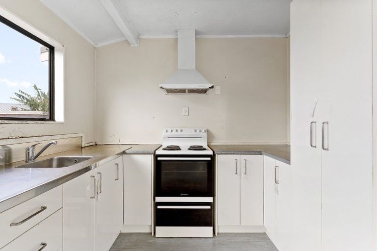 Photo of property in 1/12 Templeton Place, Clendon Park, Auckland, 2103