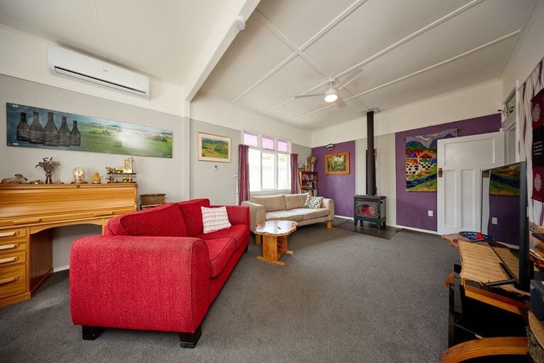Photo of property in 219 Beach Road, Kaikoura, 7300