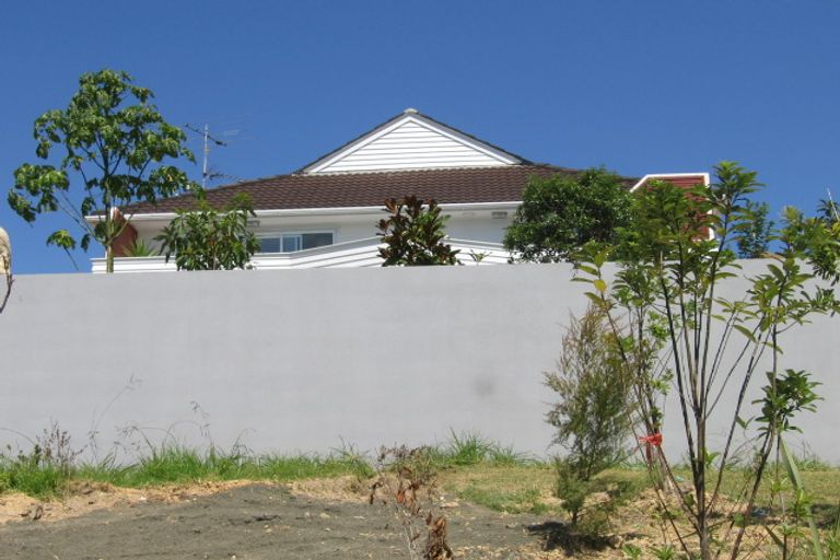 Photo of property in 564 Beach Road, Rothesay Bay, Auckland, 0630