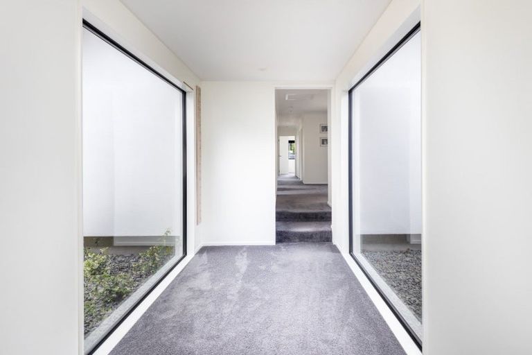 Photo of property in 244 Corbett Road, Paraite, New Plymouth, 4373