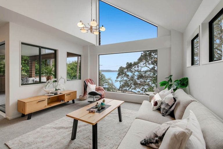 Photo of property in 12 Hibiscus Avenue, Snells Beach, 0920