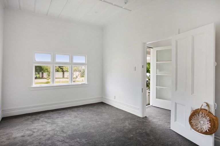 Photo of property in 104 Iranui Road, Inner Kaiti, Gisborne, 4010