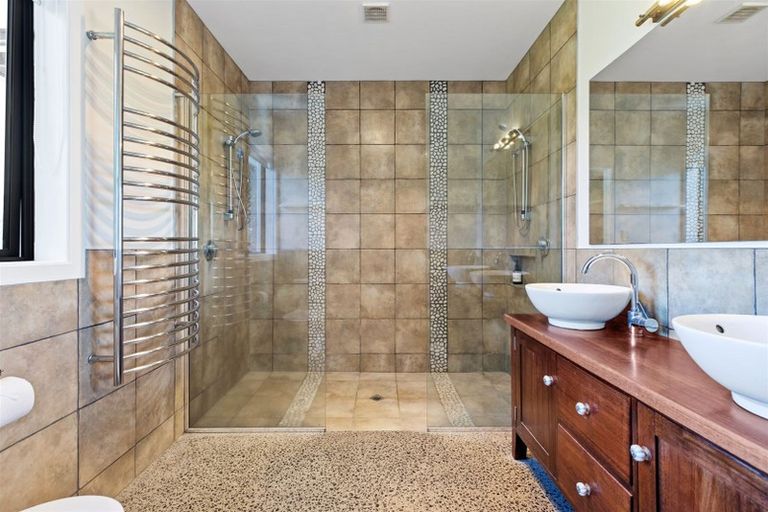 Photo of property in 73a Belk Road South, Omanawa, 3173