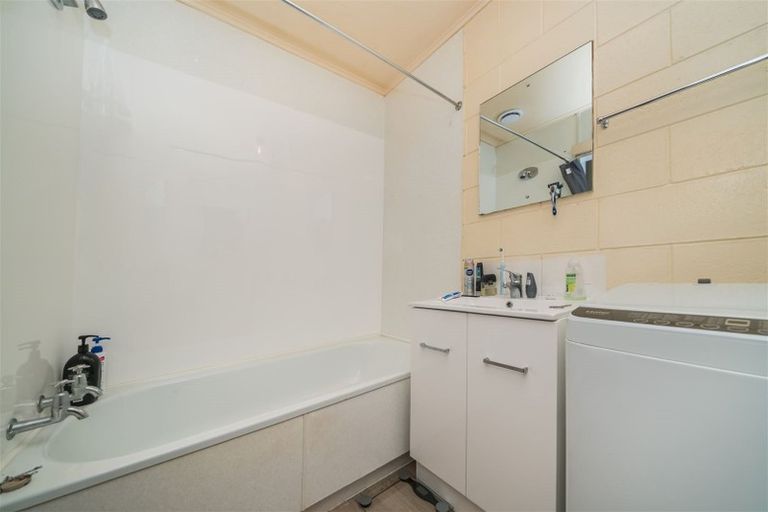 Photo of property in 3/8 Dahlia Street, Palmerston North, 4410