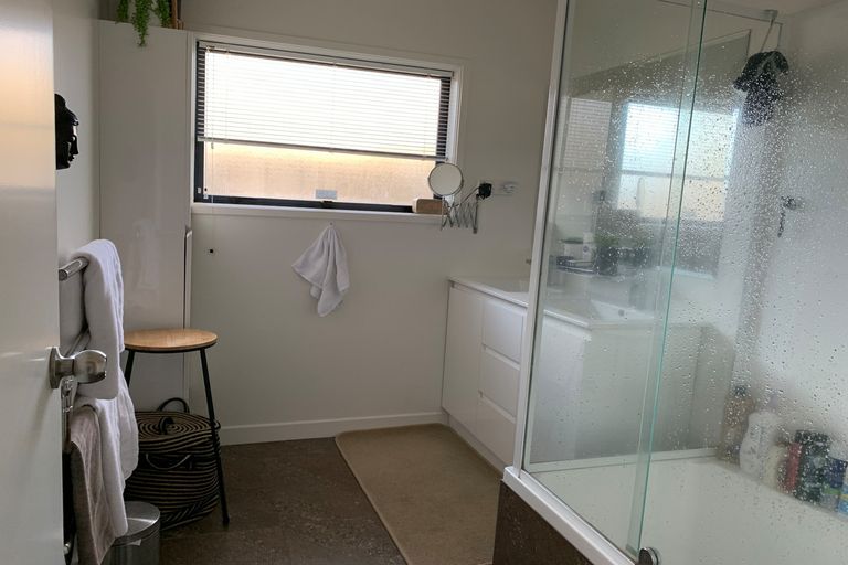 Photo of property in 33 Rebecca Rise, Weymouth, Auckland, 2103