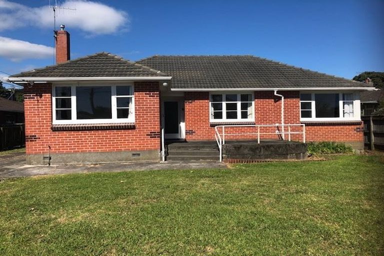 Photo of property in 12 Warrimoo Street, Paraparaumu, 5032
