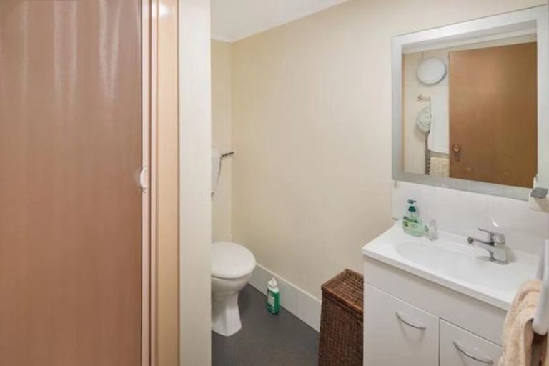 Photo of property in 57 Maupuia Road, Maupuia, Wellington, 6022