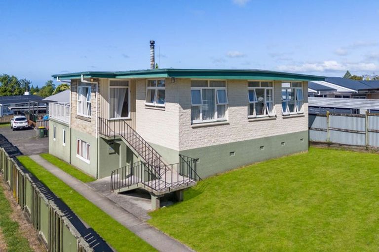 Photo of property in 10 Fairview Place, Te Puke, 3119