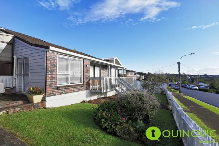Photo of property in 1/8 Pupuke Road, Hillcrest, Auckland, 0627
