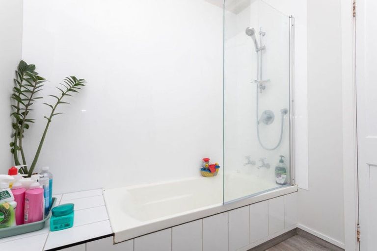 Photo of property in 33 Tennyson Street, Dannevirke, 4930