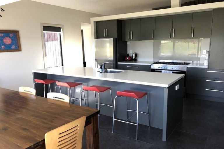 Photo of property in 1 Valley Crescent, Wanaka, 9305